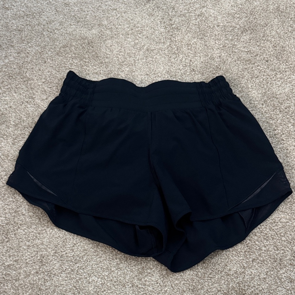 Lululemon Hotty Hot shorts 2.5inch - navy